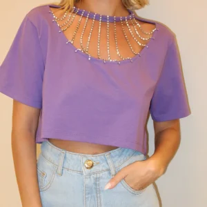 T-SHIRT CROPPED COM STRASS PRETO / ROXO
