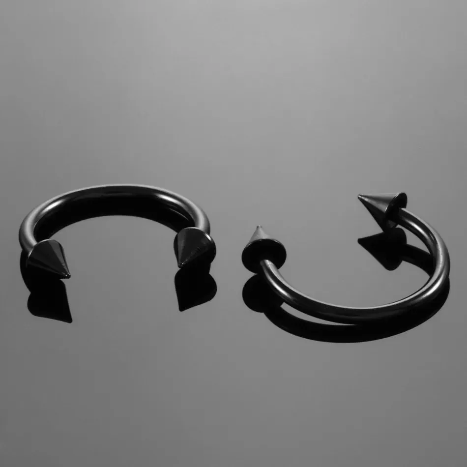 Half hoop nose ring with arrows horseshoe with spikes F136 titanium 16 gauge - Image 3