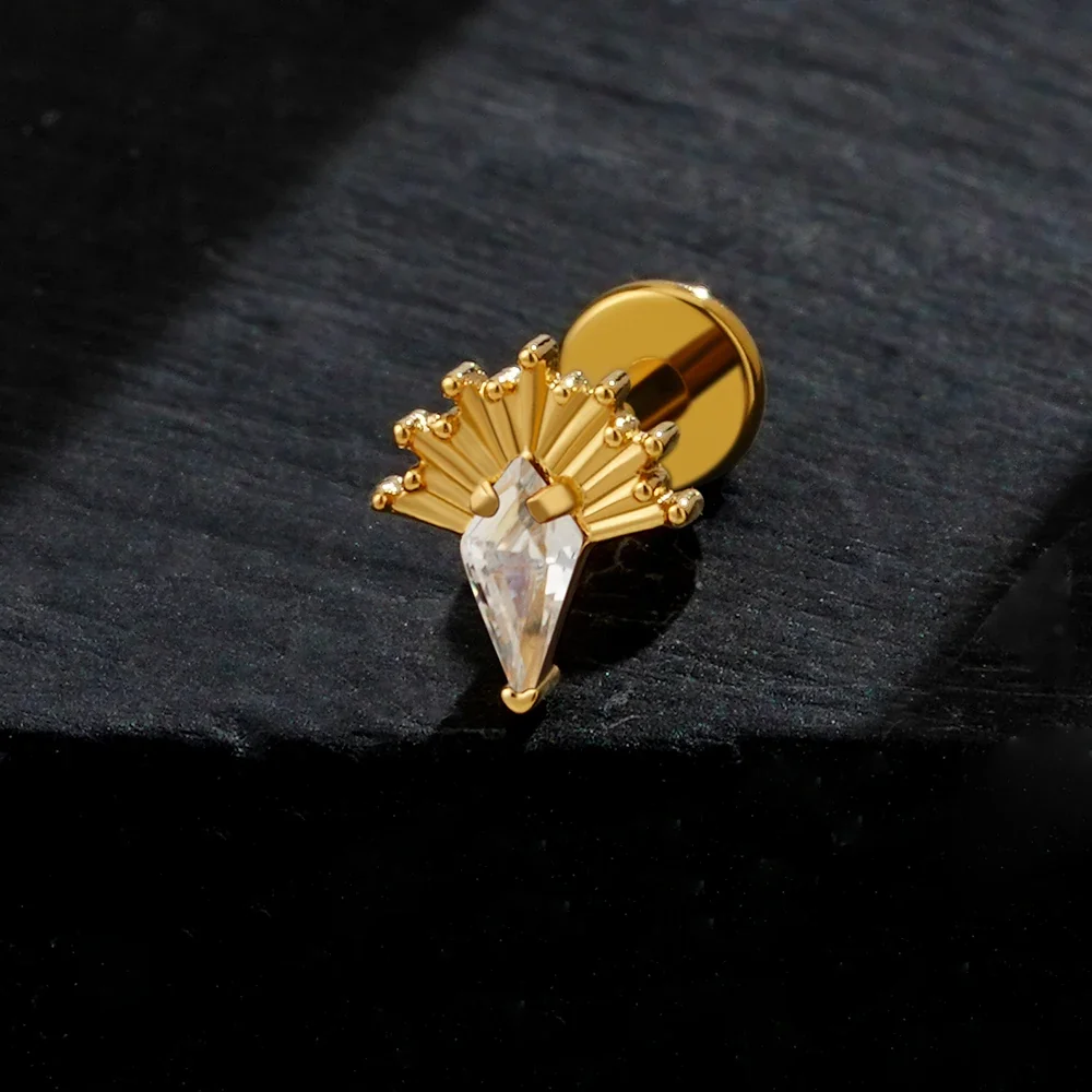 Red nose piercing with a kite-shaped stone available in black and clear - Image 3