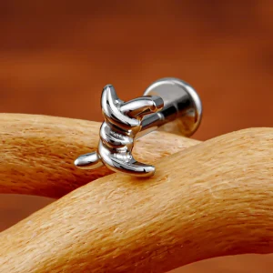 Love knot stud earring made of titanium dainty nose stud