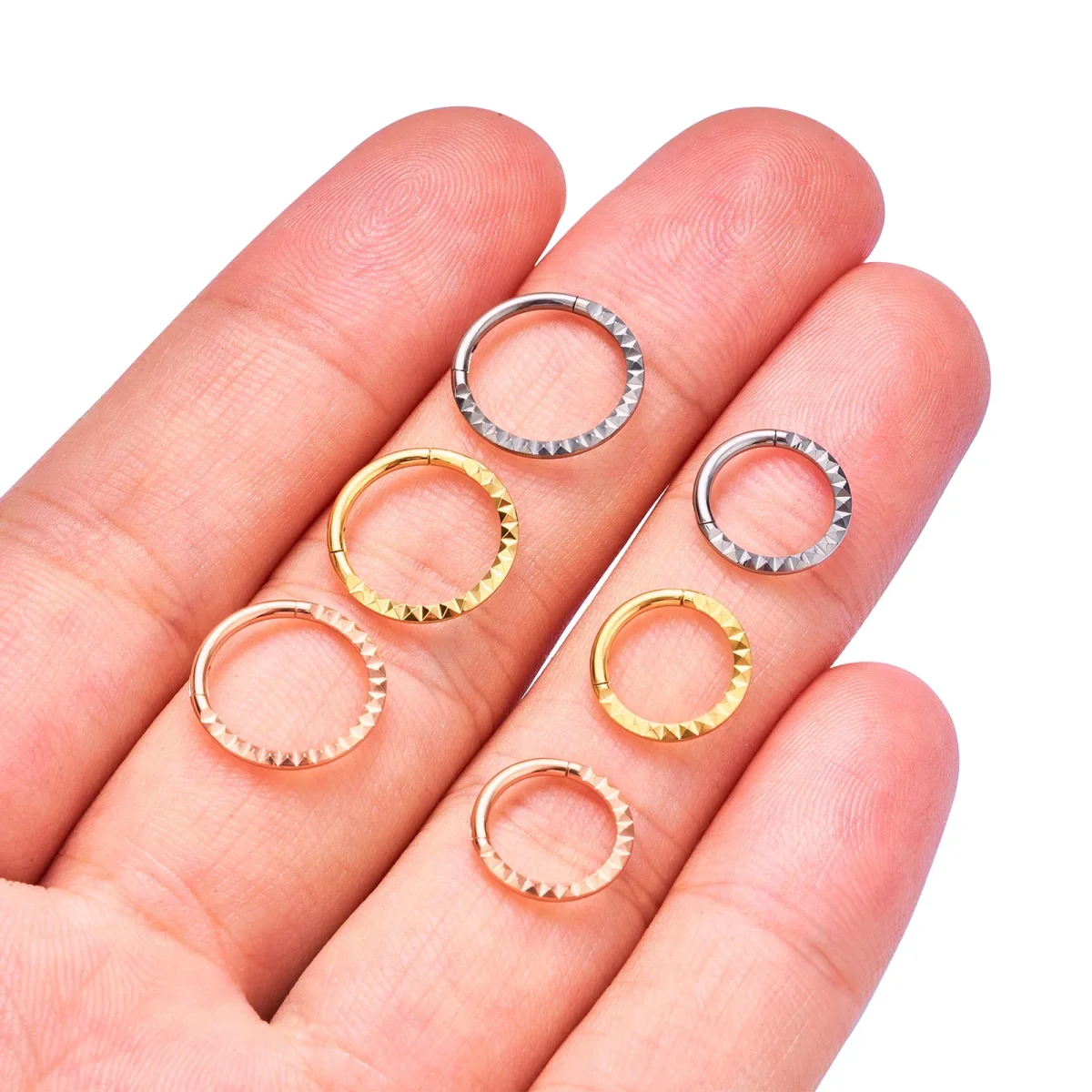 Daith clicker with geometric patterns titanium septum ring 16G - Image 7